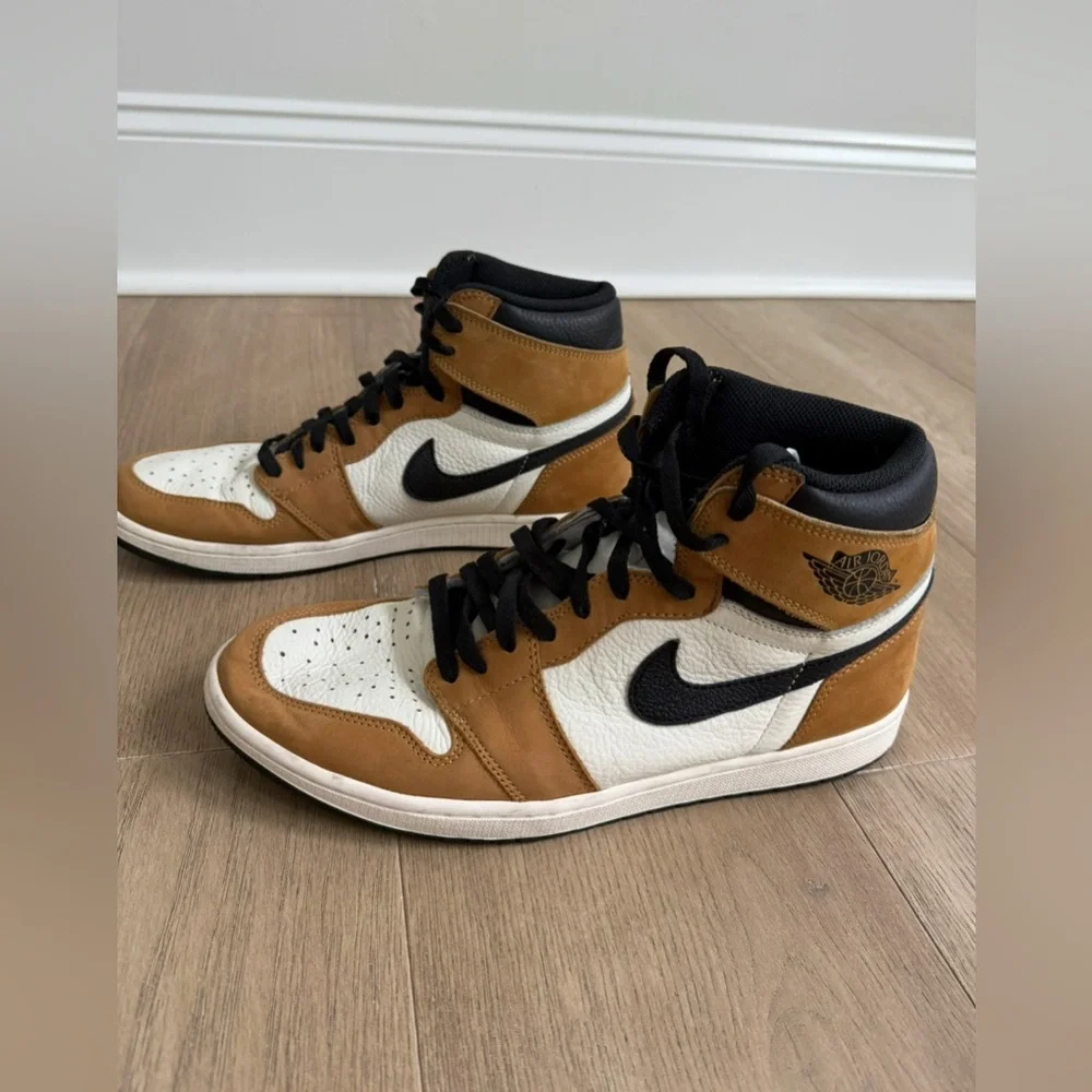 AIR JORDAN 1 RETRO HIGH OG “Rookie of the Year